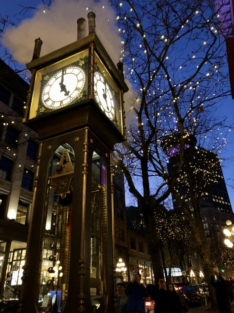 orologio Gastown di sera